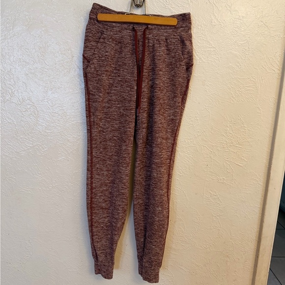 lululemon athletica joggers - Picture 2 of 8